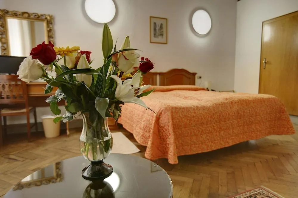 Hotel Ariele Florence