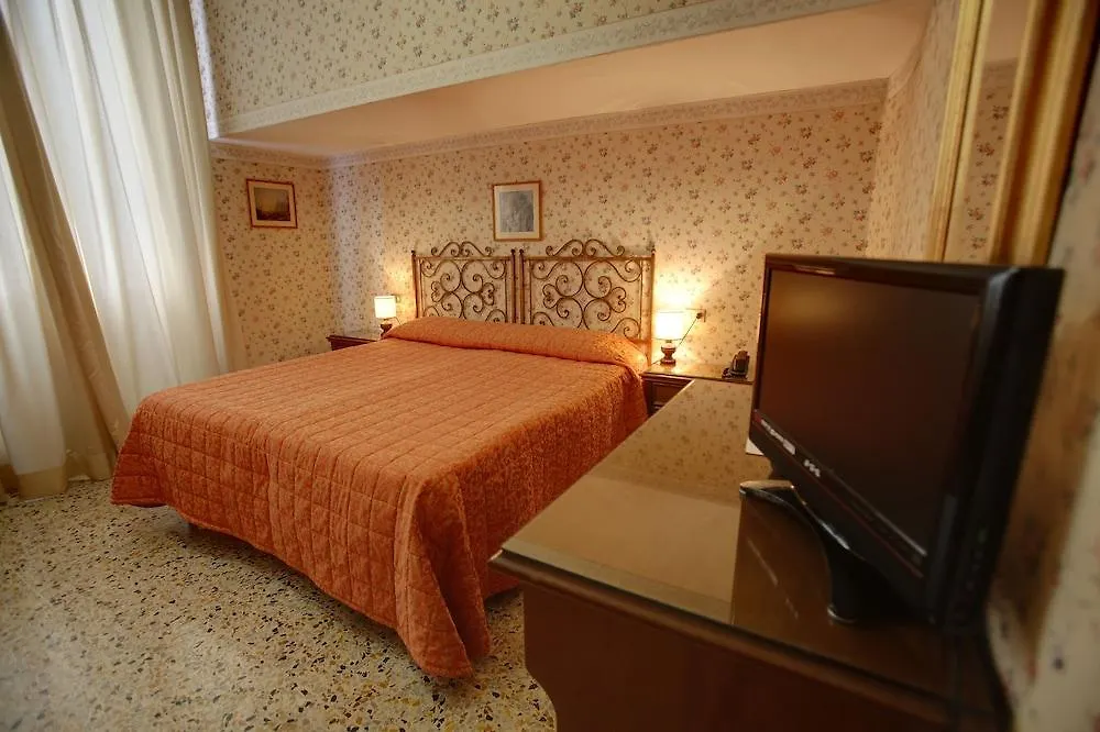 ****  Hotel Ariele Florence Italy