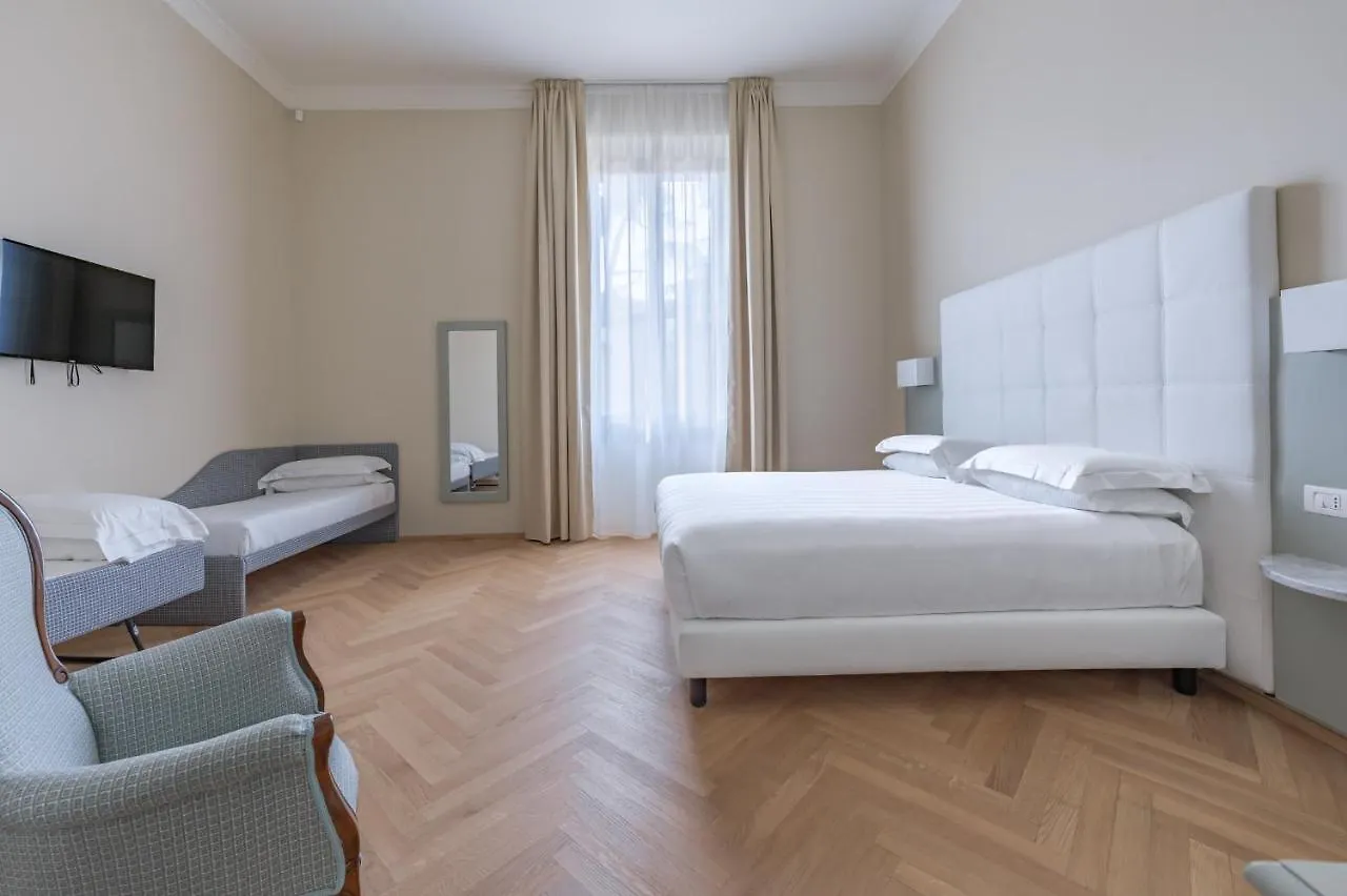 Hotel Ariele Florence 4*,
